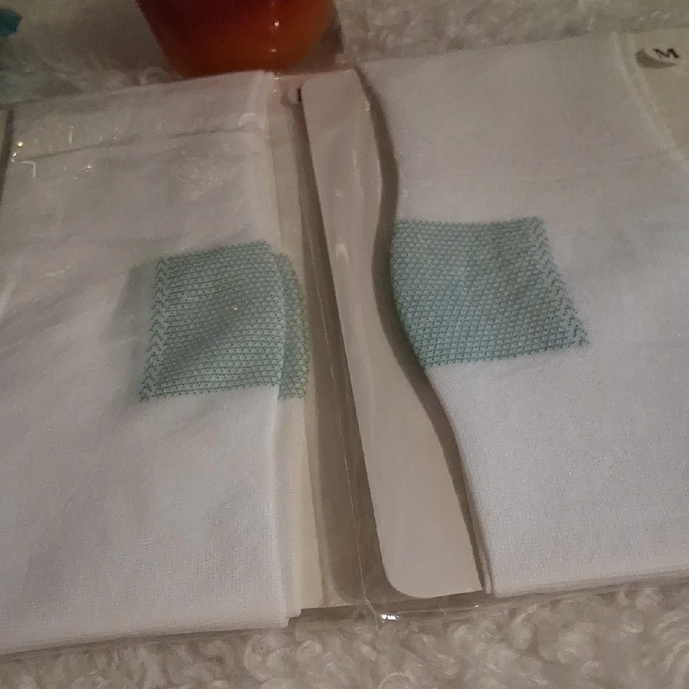 White Anti-Embolism Compression Stockings - Picture 8 of 12